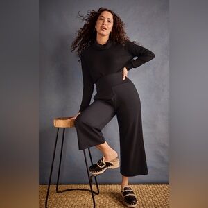 NWT Cabi Chance Crop Size L Black SOLD OUT SIZE